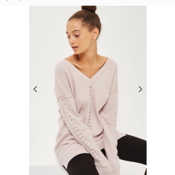 Topshop Sweaters - TopSHOP V neck sweater